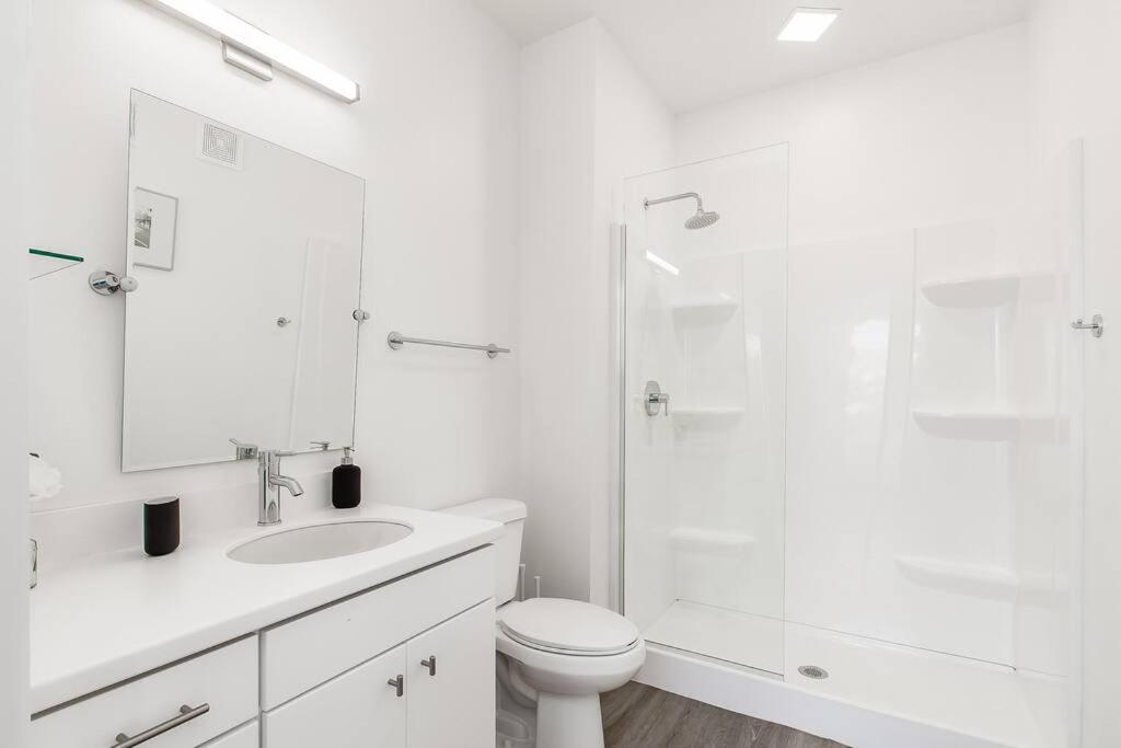 Brand New Gorgeous 1Br Apartment I Gym + Free Park Колумбус Екстер'єр фото